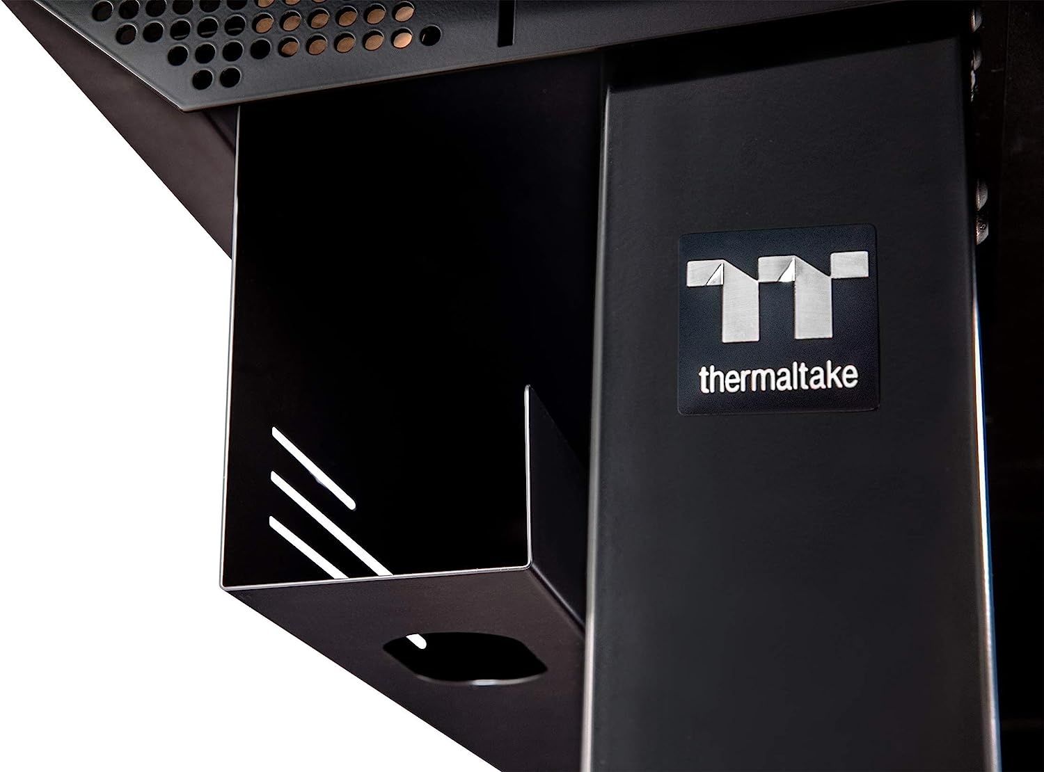 Геймърско Thermaltake Level 20 RGB Battlestation Gaming Desk Бюро