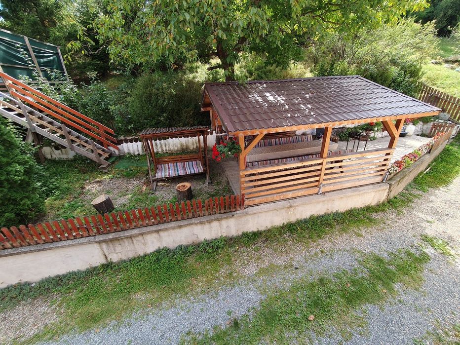 Închiriez cabană la Somesu Rece