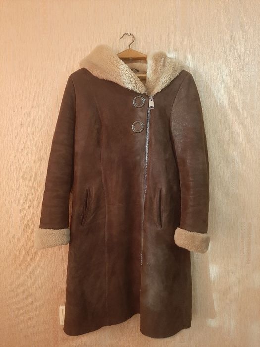 Продам дублёнку  50 размер