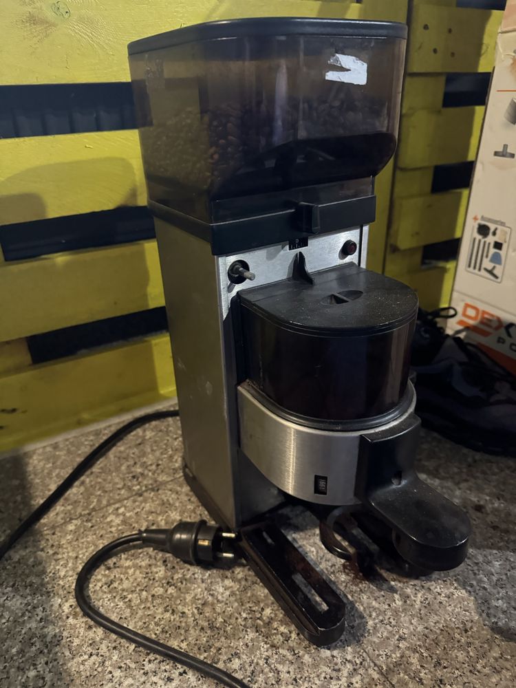 Vând espressor profesional+rasnita cafea