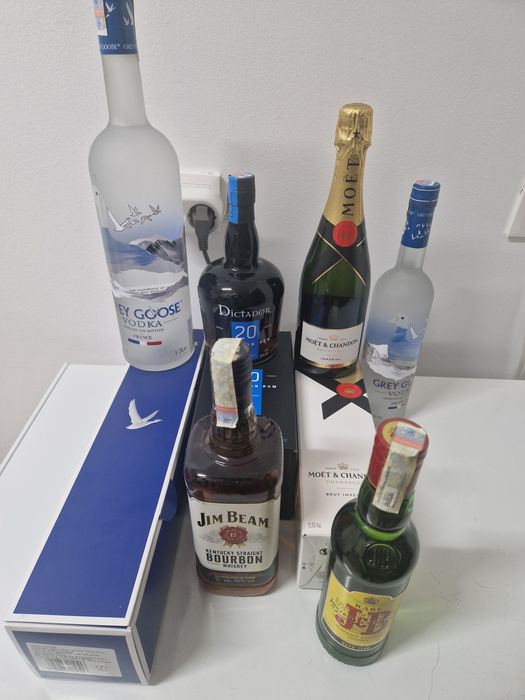 Set de 6 sticle la superpret