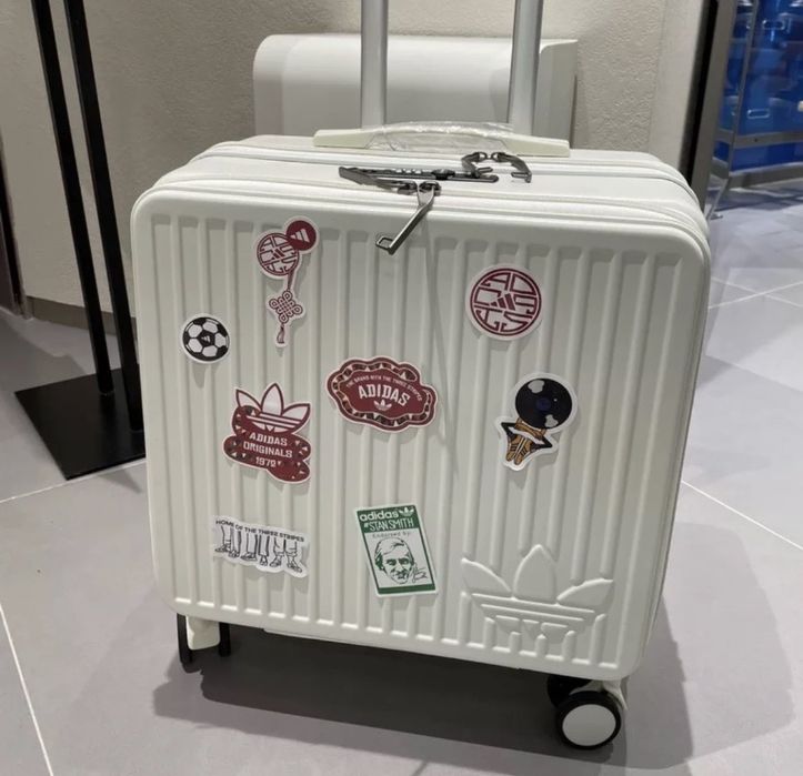 Чемодан Adidas оригинал