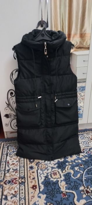 Безрукавка продам размер 48