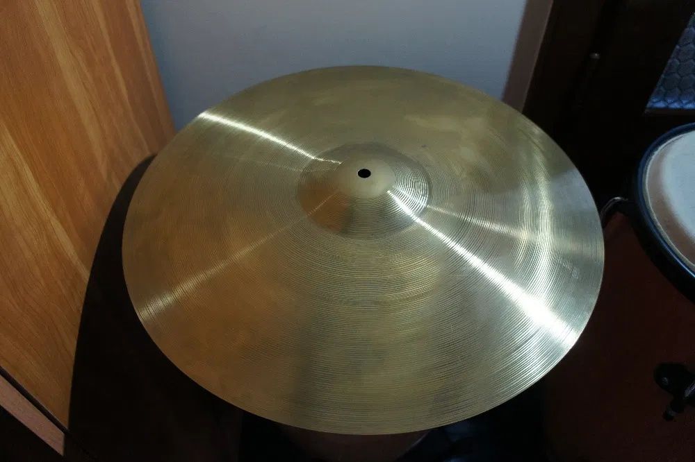 Cinel ride Millenium/Paiste 20" Ride fara inscriptionare