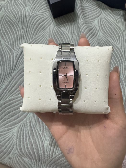 Часы от Casio новые