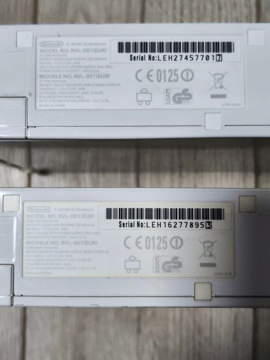 Nintendo Wii – 2 console fără accesorii, pentru piese sau reparație
