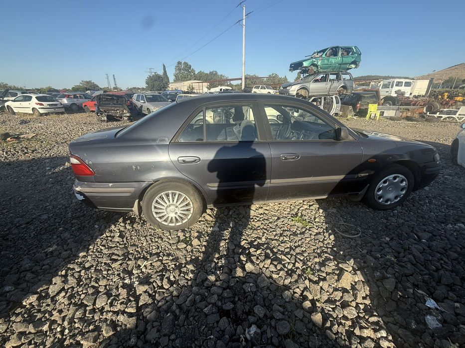 Mazda 626 бензин на части