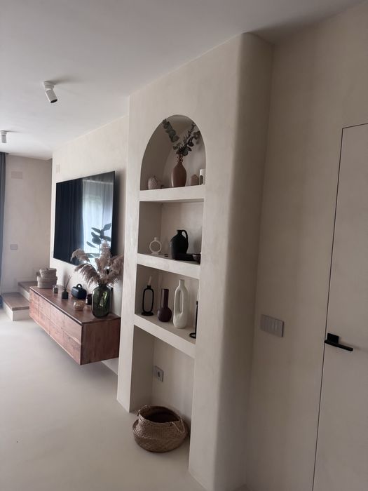 Servicii de amenajarii interioare/constructii -tot ce tine de interior