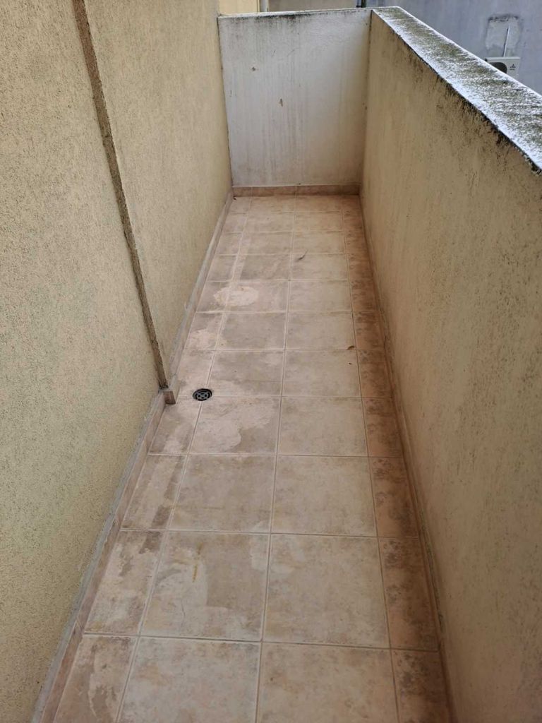 Дава се под наем Тристаен апартамент в Варна, Колхозен пазар - 85 кв.м за 510 € - Снимка #9