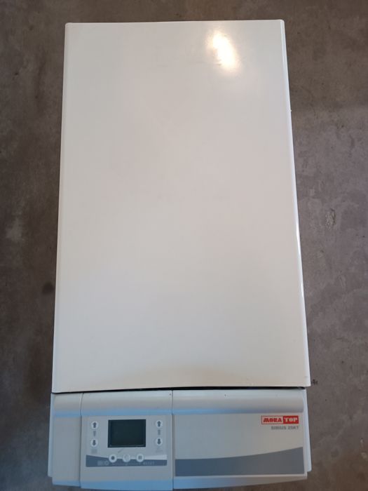 Продавам газов котел с повреда