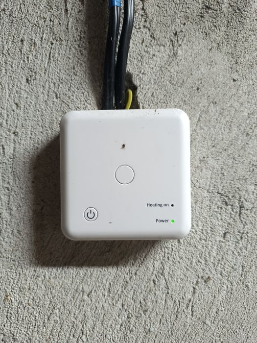 Електрически котел с вградена помпа