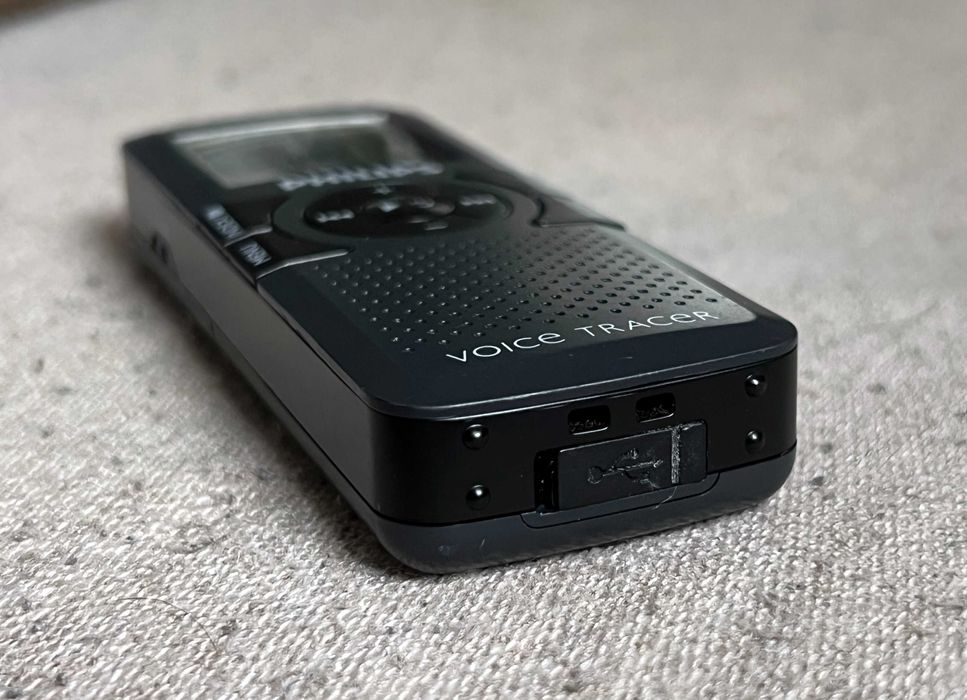 Reportofon Philips Voice Tracer LFH0602 cu microfon extern defect