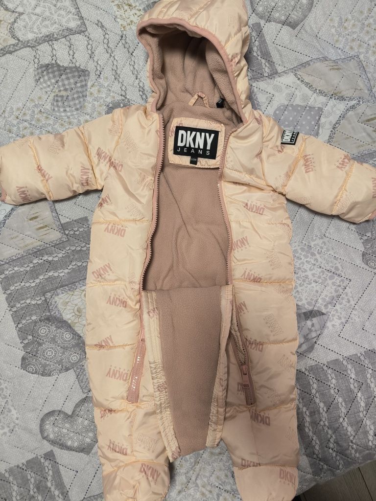 Космонавт DKNY 6-9 розов