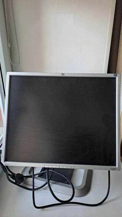 Продам мониторы HP