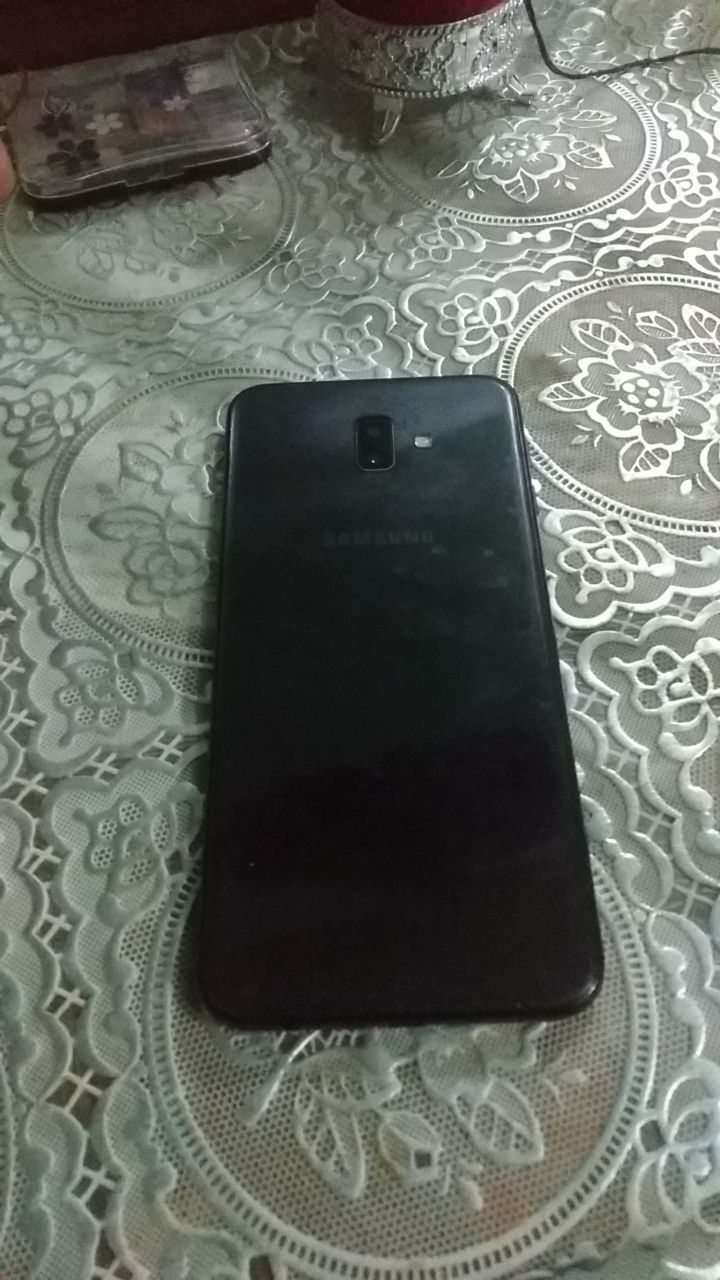 Samsung galaxy J 6 plus 32/3