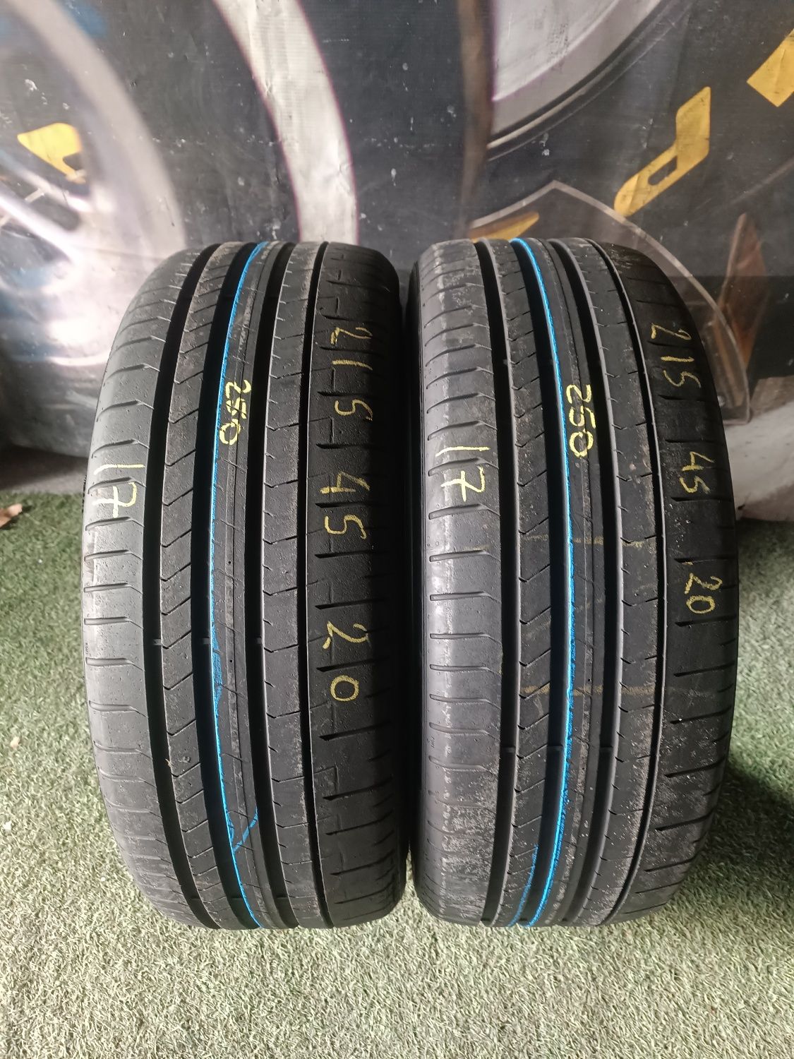 215.45.20 pirelli