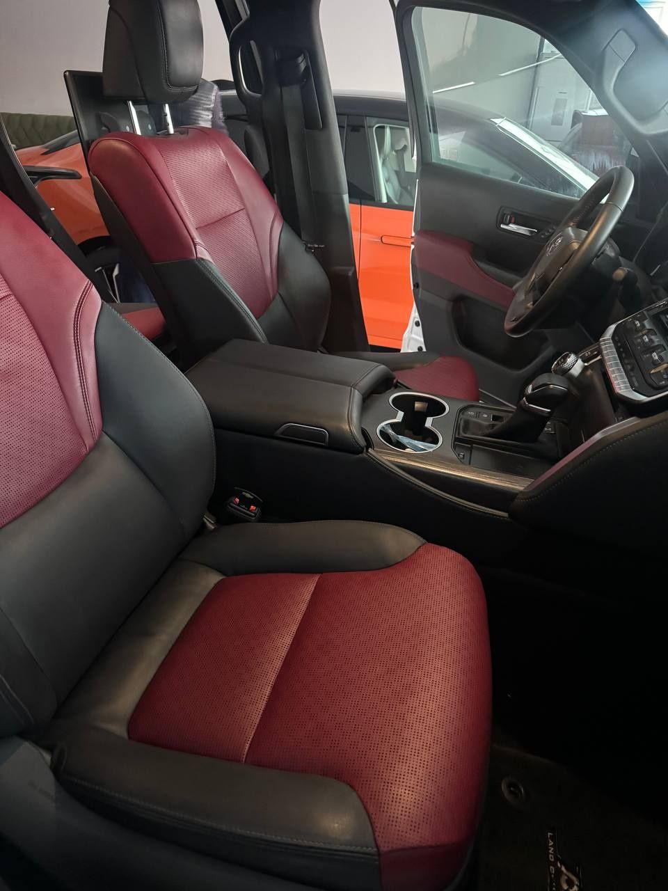 Land cruiser 300 3,5 twin turbo