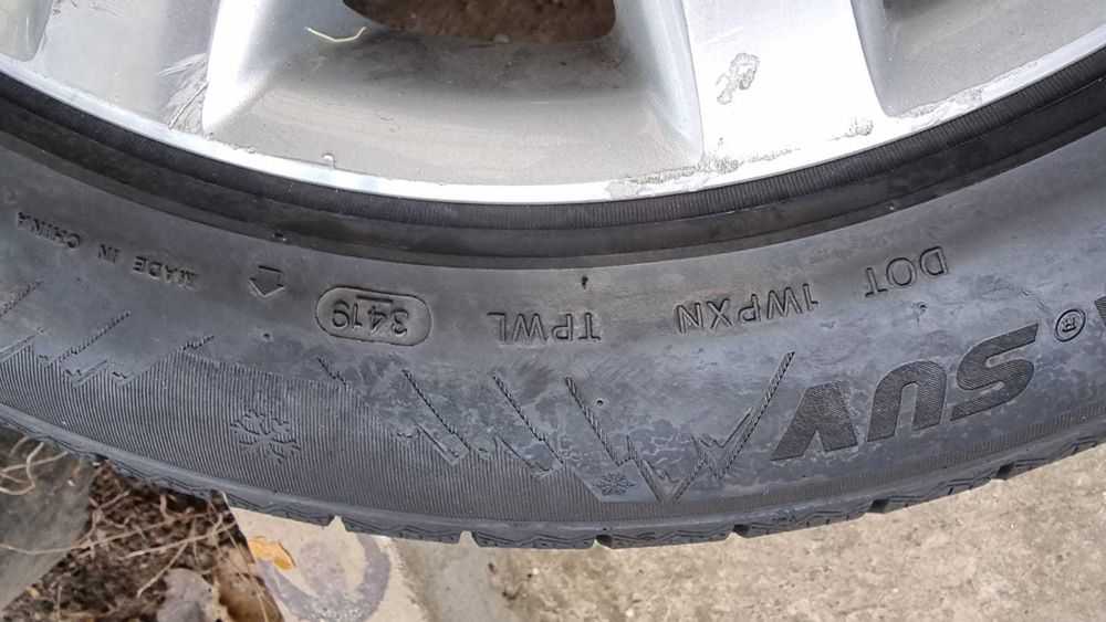 Vand Jante aliaj second hand 235 x 55 x 18 cu gume DAVANTI VENTURA