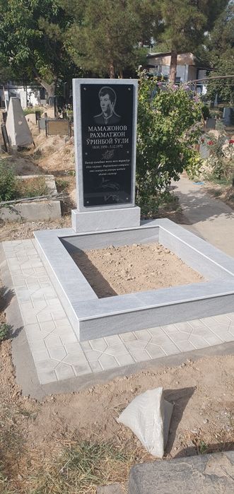 Памятники из гранита и мрамора