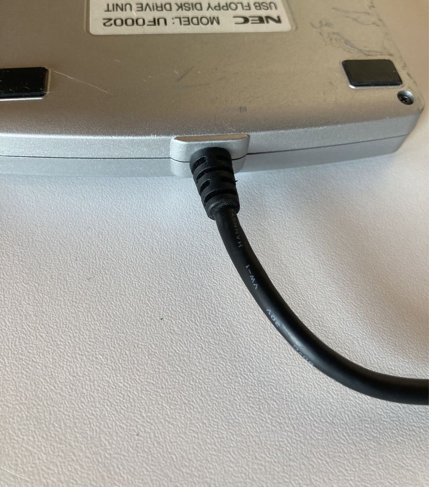NEC външно USB флопи дисково устройство 1.44Mb 3,5"
