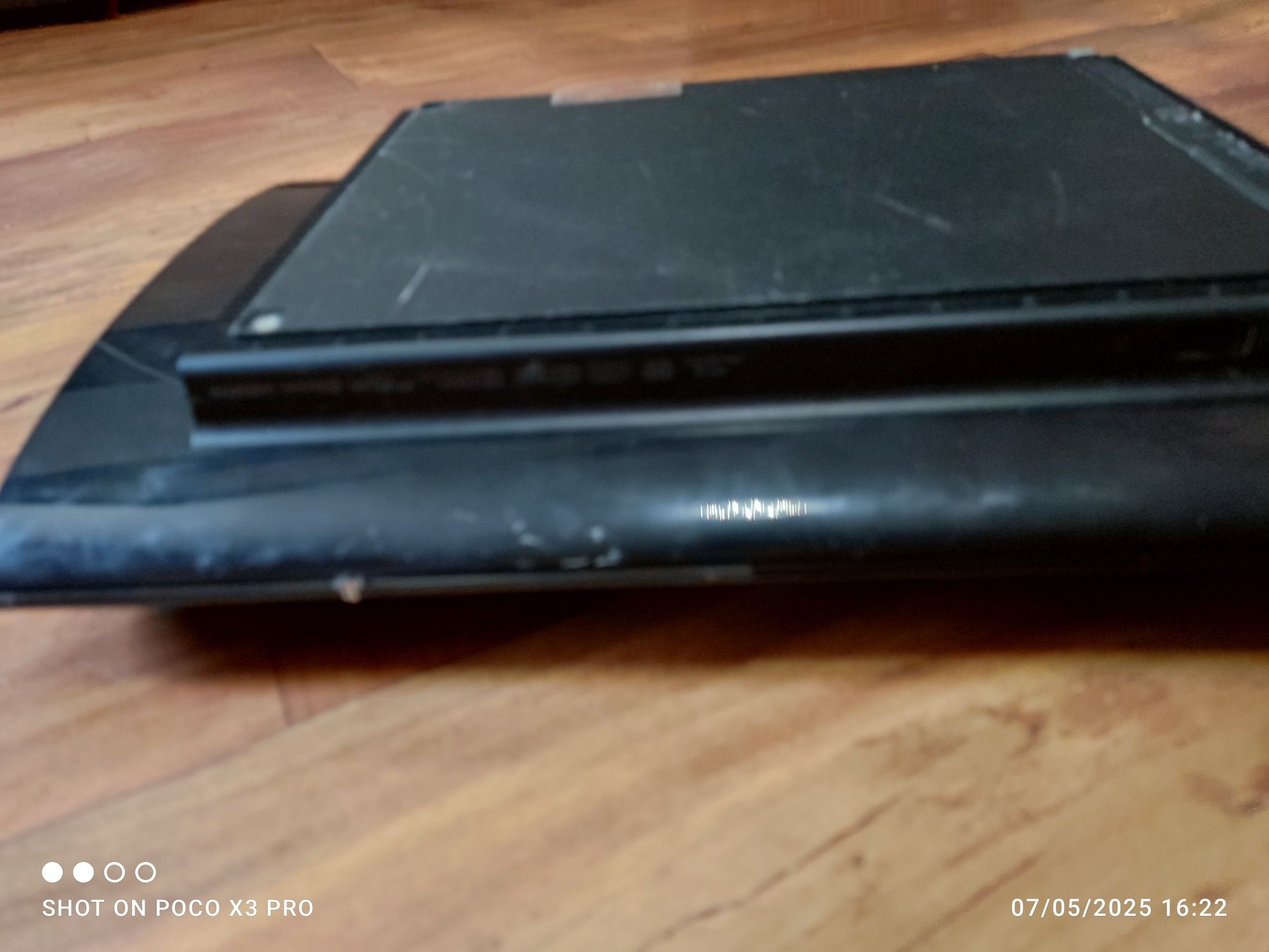 Playstation 3 почти неизползван, леко одран