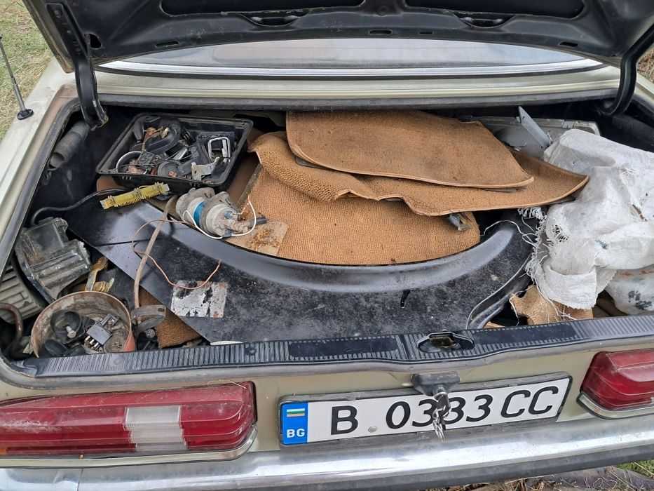 Mercedes 123, 1980 г.