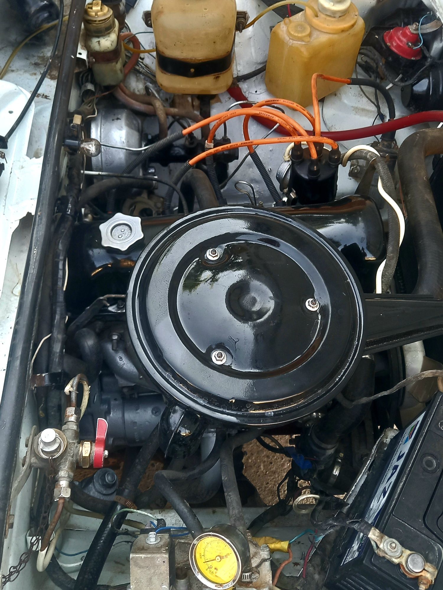 Vaz 2106 sotiladi
