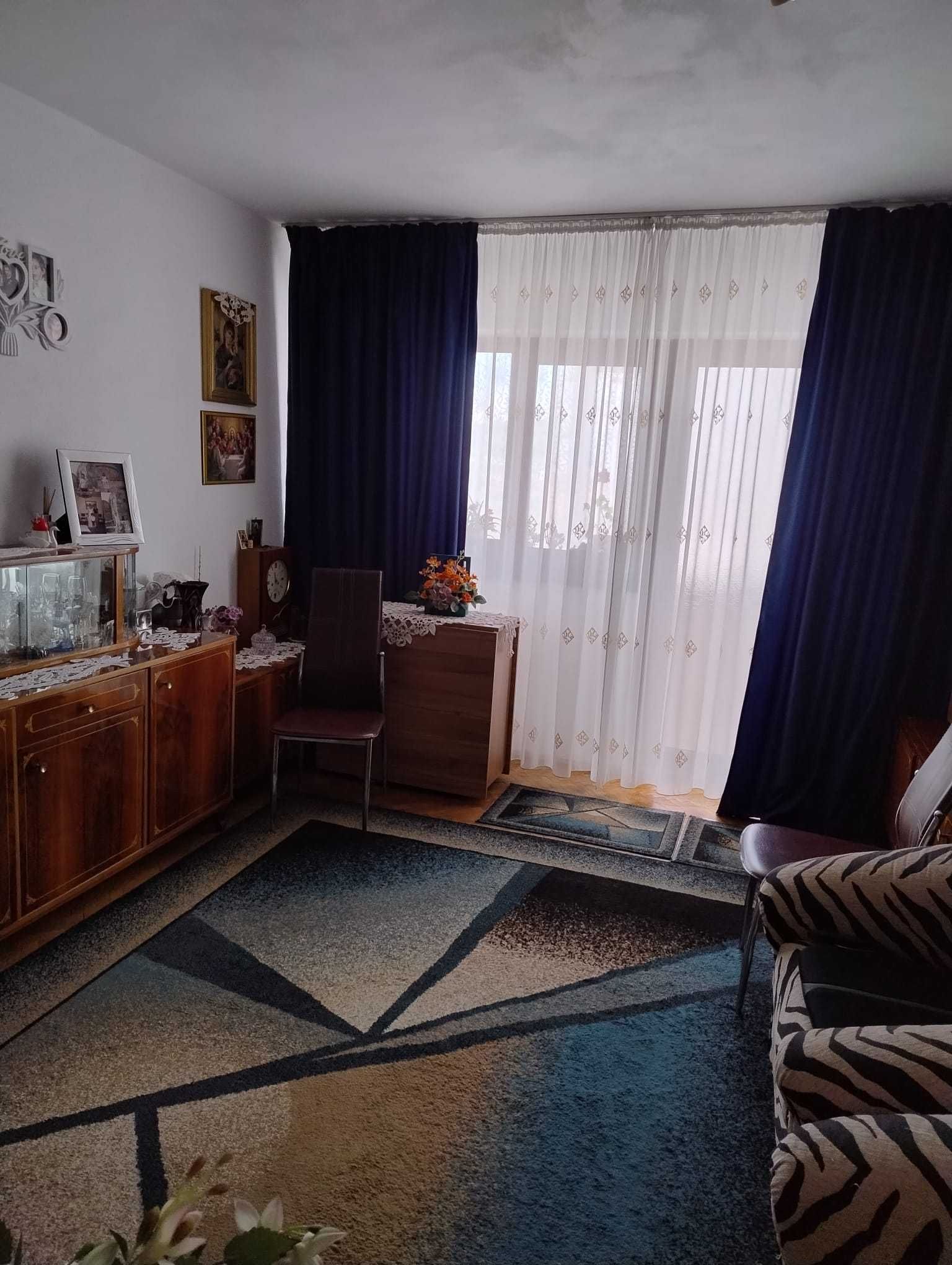 Apartament central Piata Noua