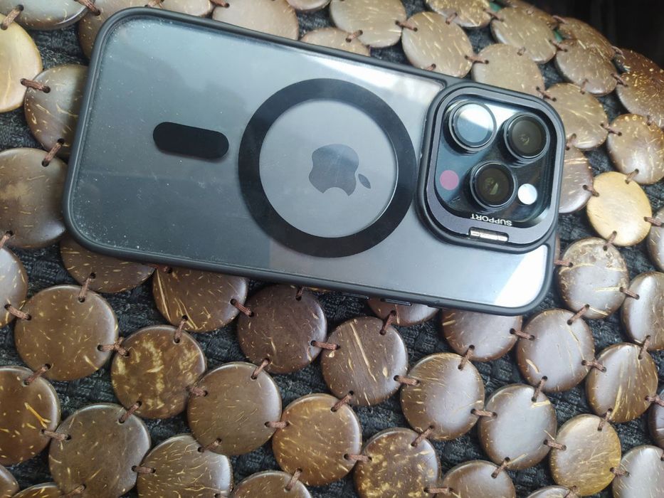 iphon 16 pro black
