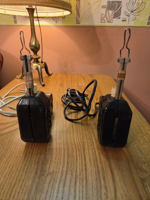 2 pistoale de lipit Radio Progres