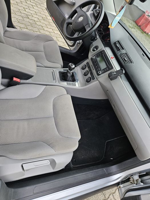 Volkswagen passat 1.6 bezină