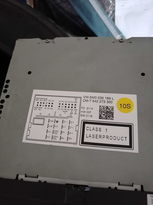 Radiocasetofon Bosch, dat jos după golf 5+