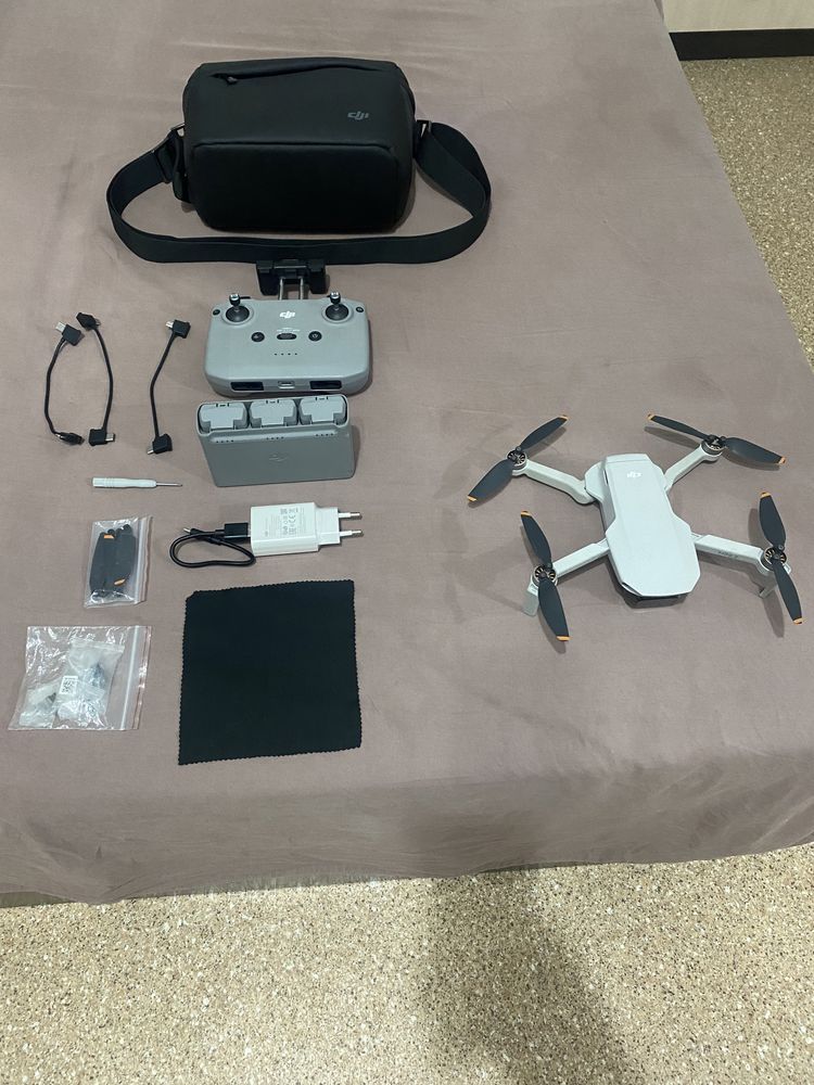 Квадрокоптер (дрон) DJI mini 2