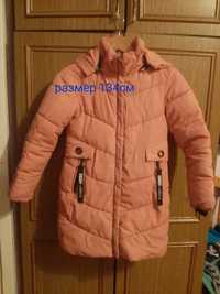 Продам зимние детские куртки