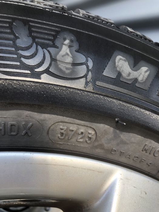 Jante Aliaj Golf 5 + Anvelope Iarna Michelin Alpin 6 2023 - 195/65 R15