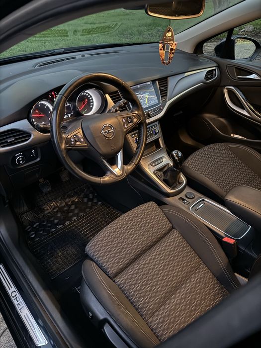 Opel Astra K Sports Tourer+ 1.6CDTI