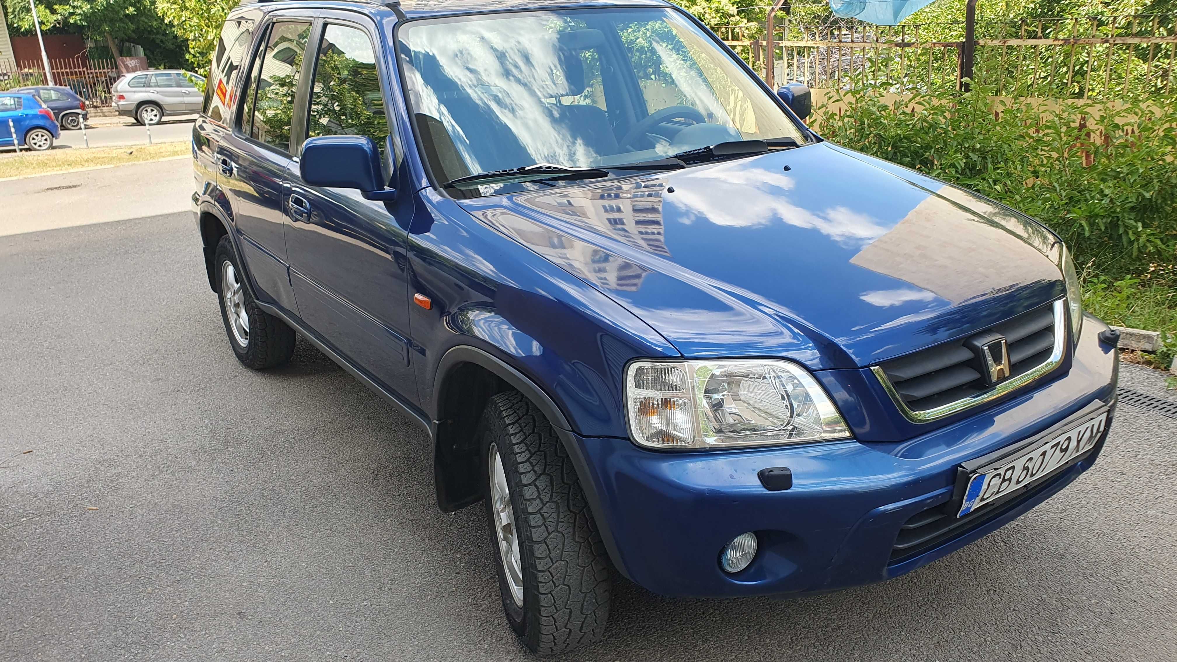 автомобил honda crv