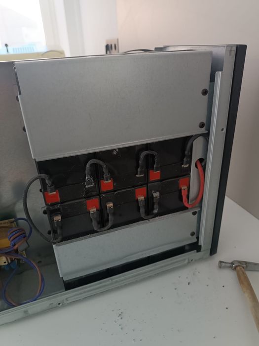 Блок бесперебойного питания