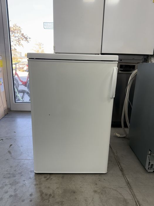 Хладилник с фризер electrolux