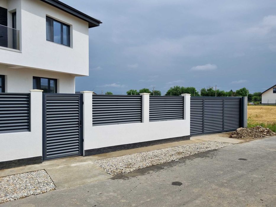 Gard si Porti din Jaluzele Metalice Gri Grafit Mat Ral 7024