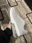 Adidași gri nemțești in stil Nike Air Max