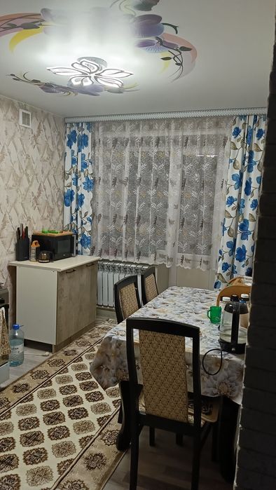 Продам трёхкомнатную благоустроенную квпртиру с евроремонтомроенную кв