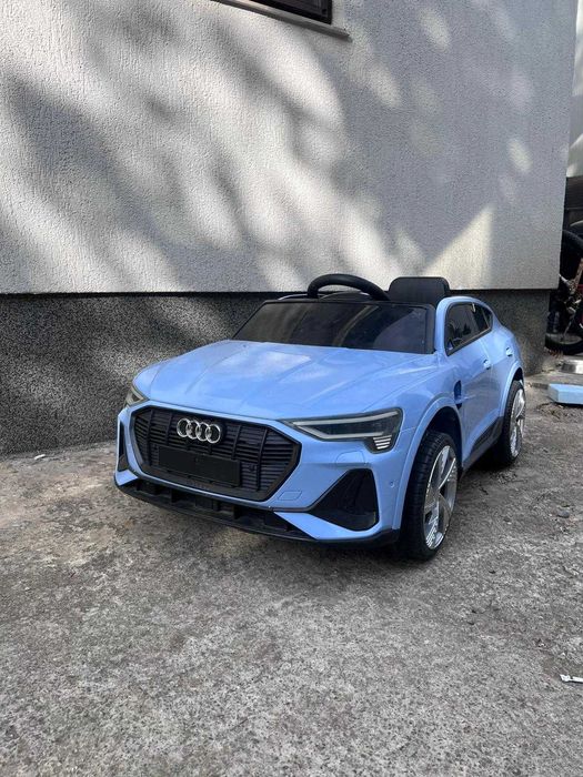 Masinuta electrica AUDI