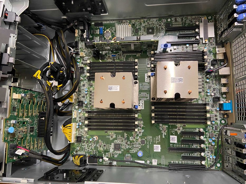 Dell T640 2*Xeon Gold 6150 36c/72t, 128GB DDR4, GPU, RAID сървър ML AI