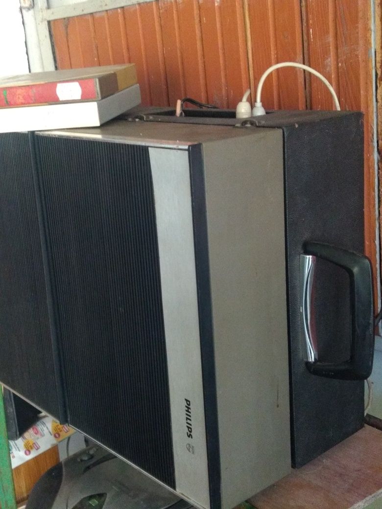 Magnetofon Philips și doza pickup Unitra -MF 104