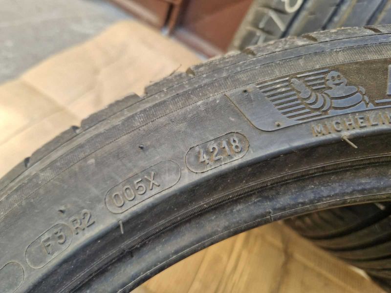 4 Michelin R19 225/45
летни гуми 
DOT4218