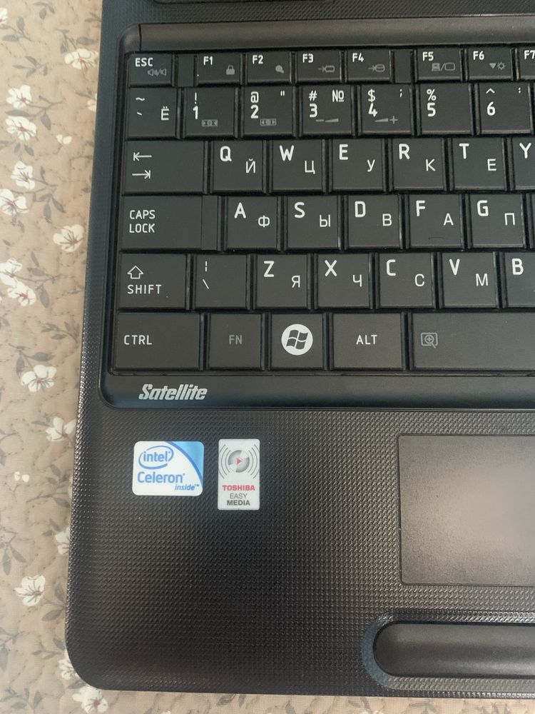 Продам ноутбук TOSHIBA