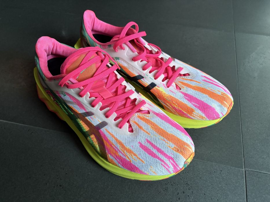 Дамски маратонки 38 Asics Novablast