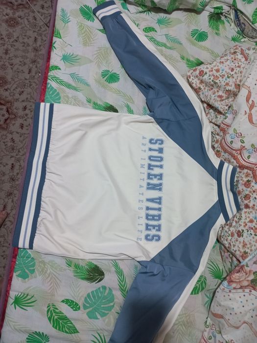 Бомберка Varsity style