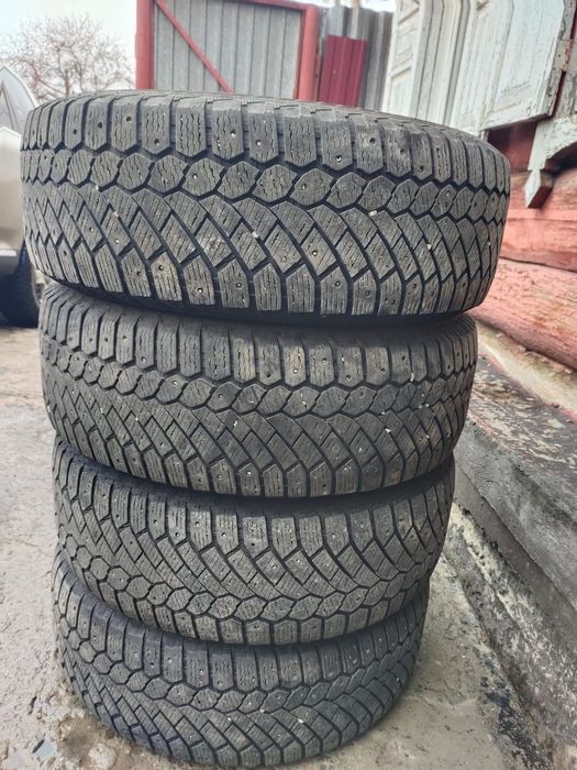 Продам зимнюю резину рр 235/65R171